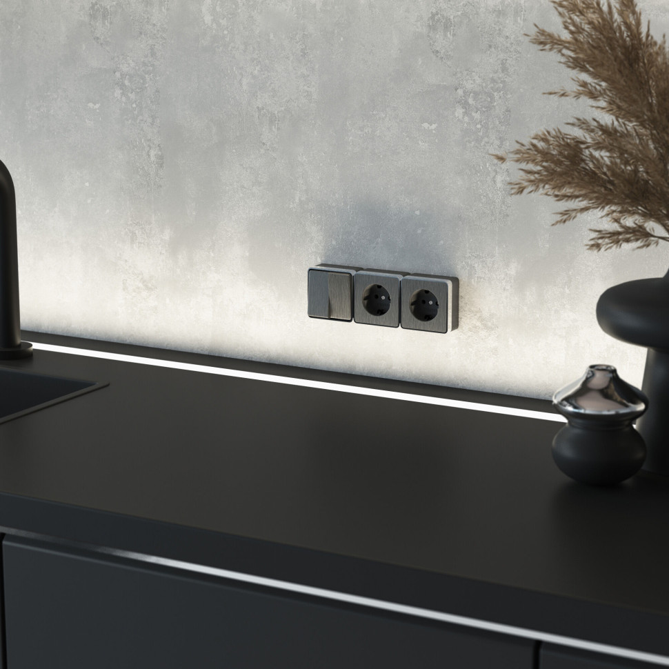 Розетка с заземлением Gallant графит рифленый W5071004