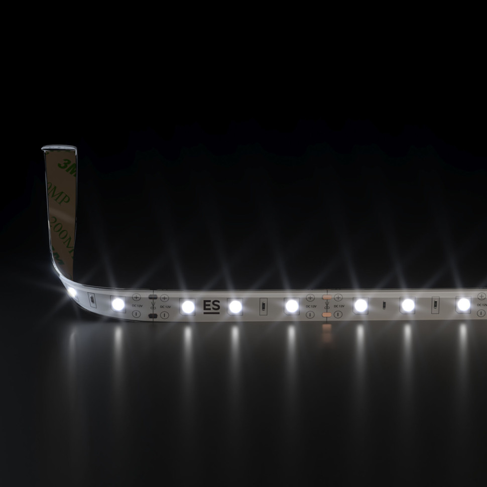 Светодиодная лента 12 В 4,8 Вт/м 60 Led/м 2835 IP65, дневной белый 4200К, 5 м Лента светодиодная 12V 4,8W 60Led 2835 IP65 дневной белый, 5м