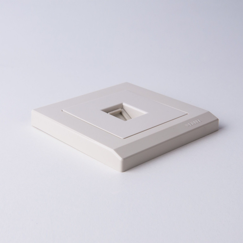 Рамка из пластика на 1 пост Stark слоновая кость W0011803