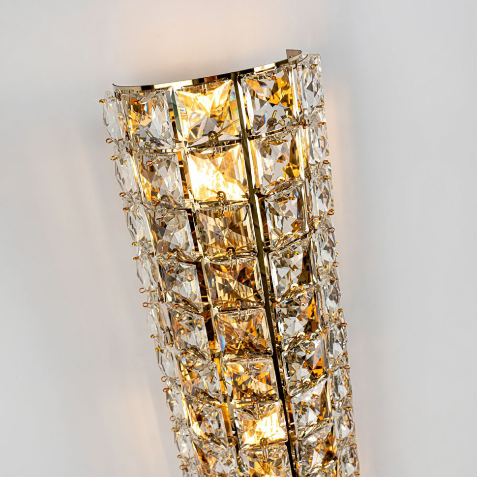 Настенный светильник Modelux ML.558.03 GD