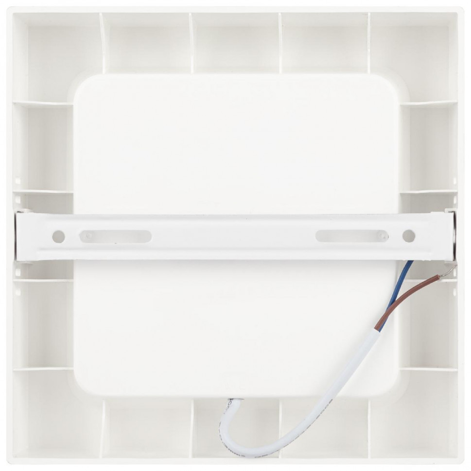 Накладной светильник Эра LED 20-18-6K Б0057454