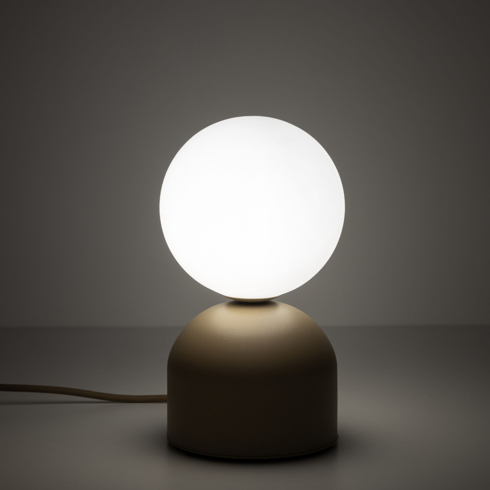 Настольная лампа со стеклянным плафоном 11498 Miki