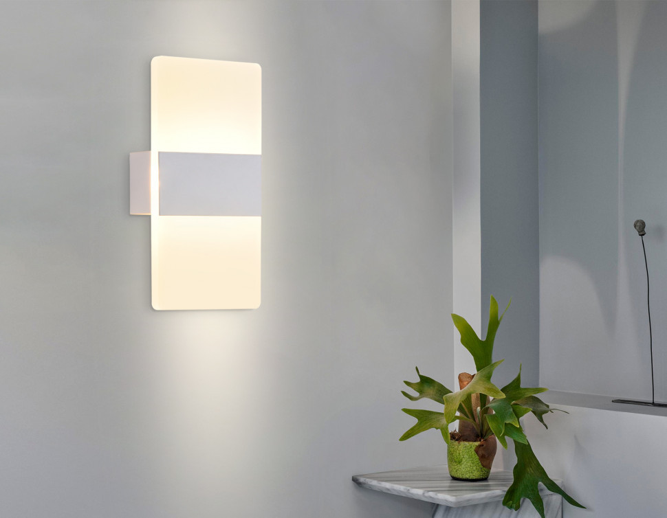 Настенный светодиодный светильник Ambrella Light Wallers FW200
