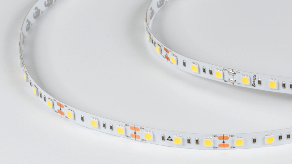  DesignLed Светодиодная лента 12V IP33 холодное белое свечение, DSG560-12-W-33