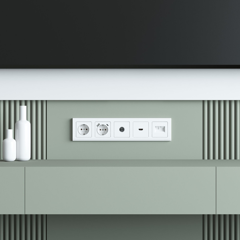 Рамка из поликарбоната на 5 постов Stark белый W0051801